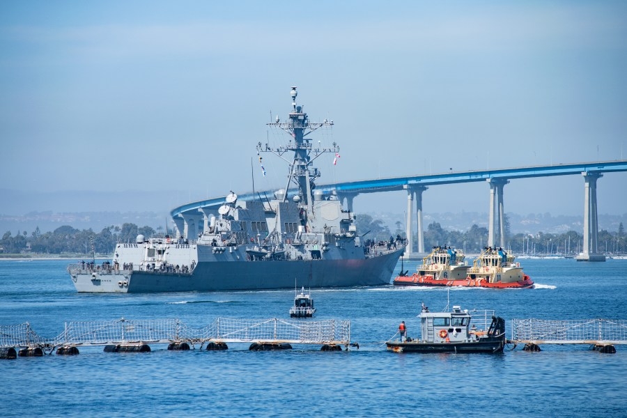 USS Spruance departs San Diego for Texas-Mexico border