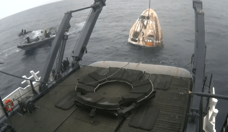 SpaceX astronauts splashdown safely off San Diego coast