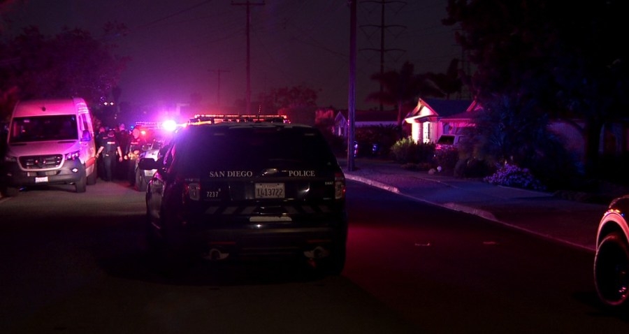 Suspect apprehended after shooting, standoff in Clairemont