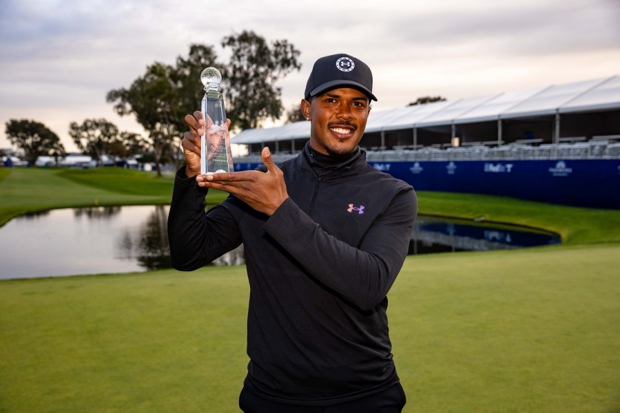 Kieron van Wyk, 23, first amateur to win APGA Tour event at Farmers Invitational