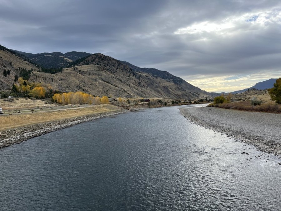 NASA satellite records unprecedented river waves in the United States