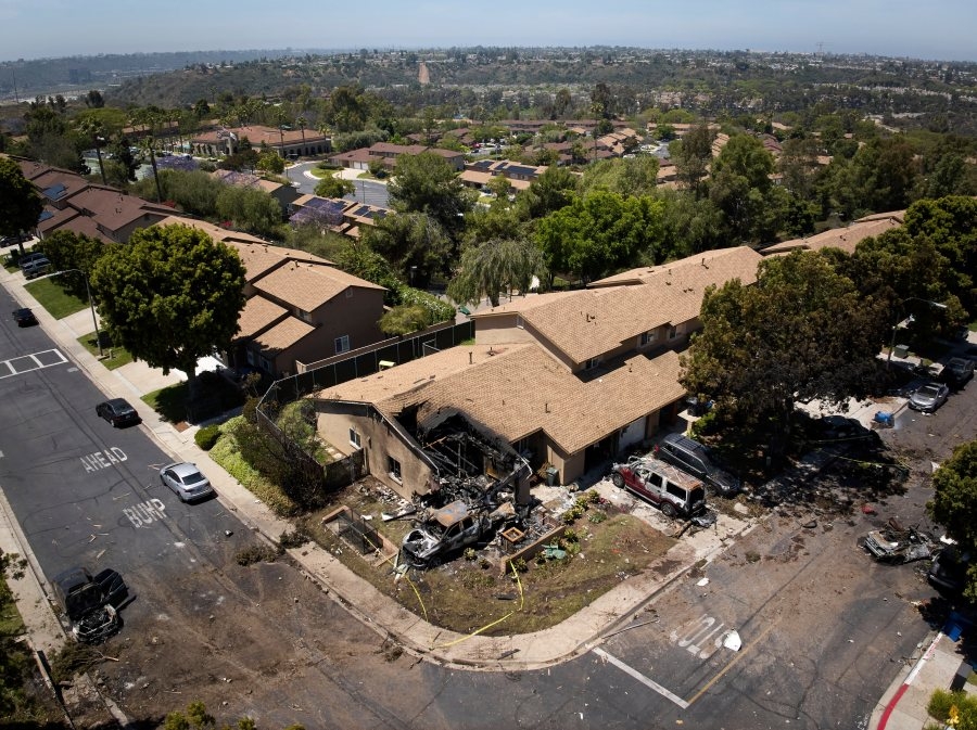 ‘Debris everywhere still burning': Family whose house was hit by plane shares what they saw