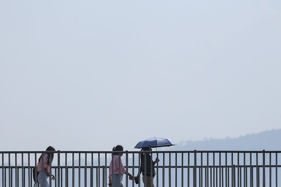 Summer-like heat in Southern California ahead of Memorial Day weekend