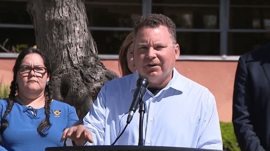 Long-time SDUSD school board member launches bid for state schools head