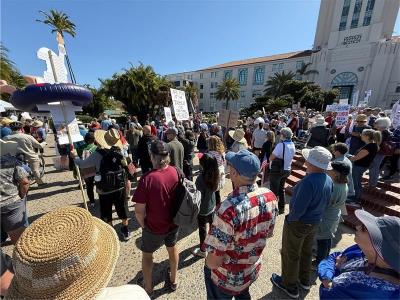 Protestors rally for ‘constitutional protections, due process' in San Diego