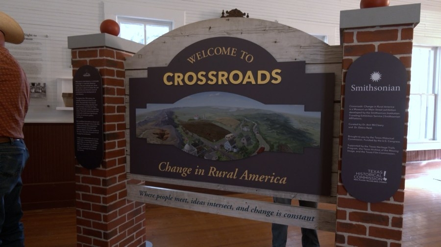 Smithsonian Museum sets up traveling exhibit in Buffalo Gap