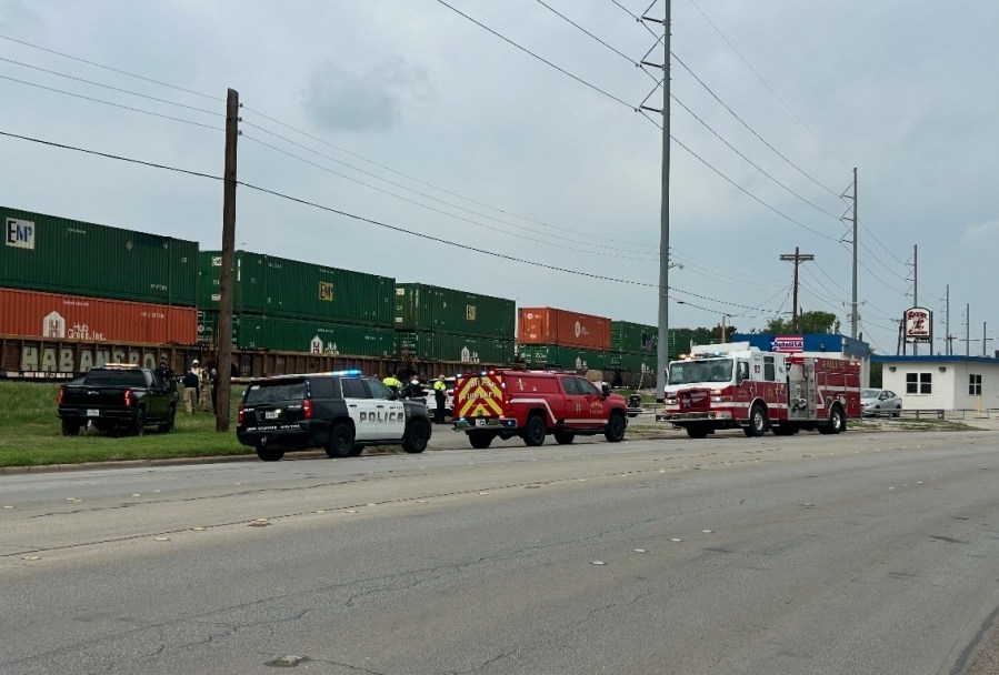 Woman hit by train in Abilene, witnesses say she ran out of vehicle onto tracks