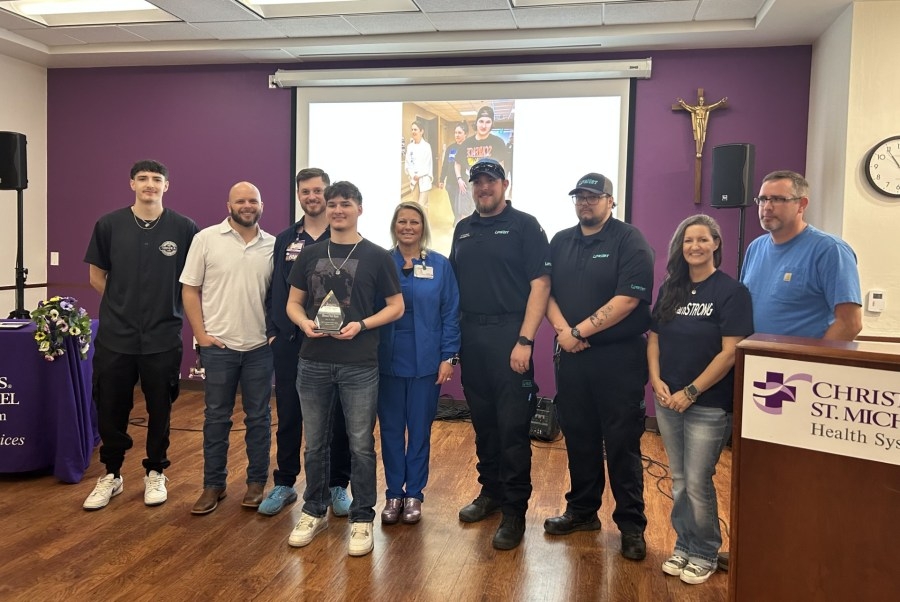 Teen crash survivor awarded for recovery from life-threatening accident