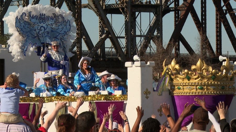 Krewe of Gemini's Dreamcatcher parade brings magic to Shreveport