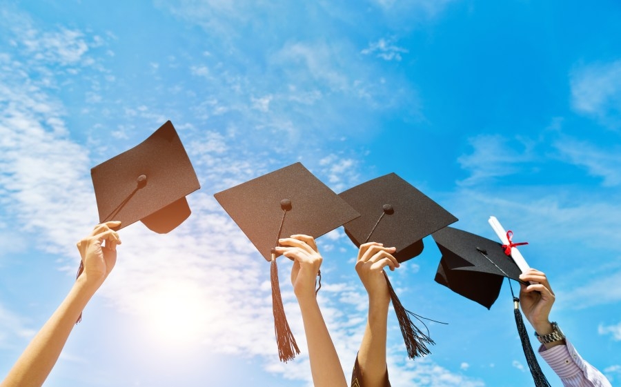 LSU Shreveport sets record with 1,700 spring graduates