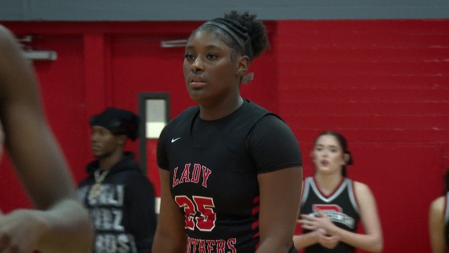 Parkway girls' hoops leaning on Savannah Wilson; named Player of the Week