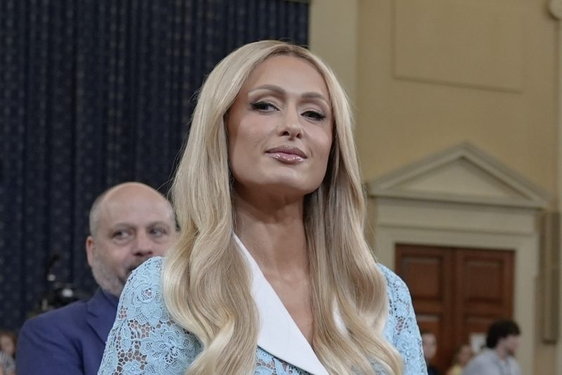 Paris Hilton's nonprofit grants $1M to women-owned businesses