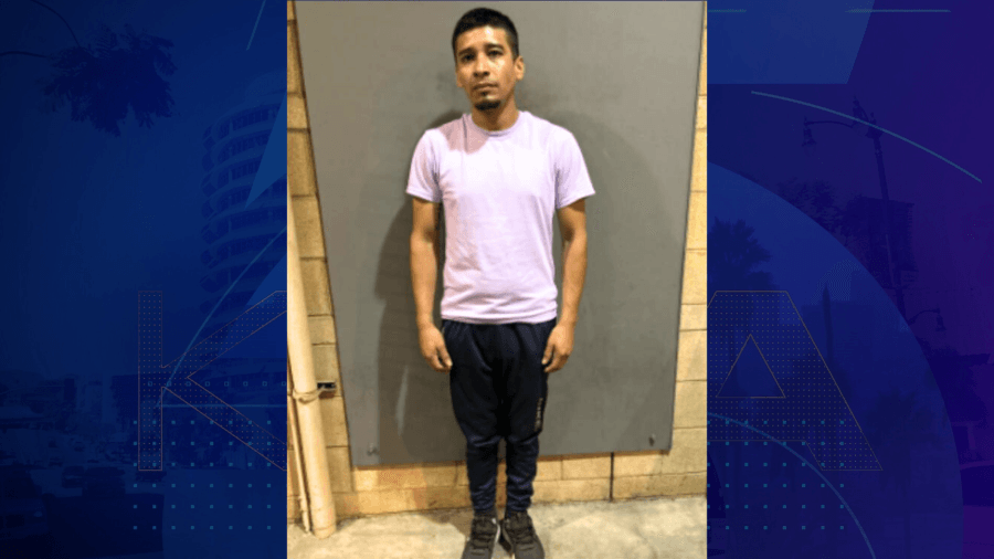 Burglary suspect wanted for targeting homes in Orange County