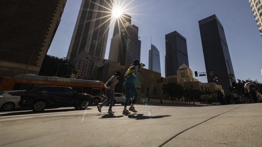 ‘Mini heat wave' to blanket Southern California this weekend