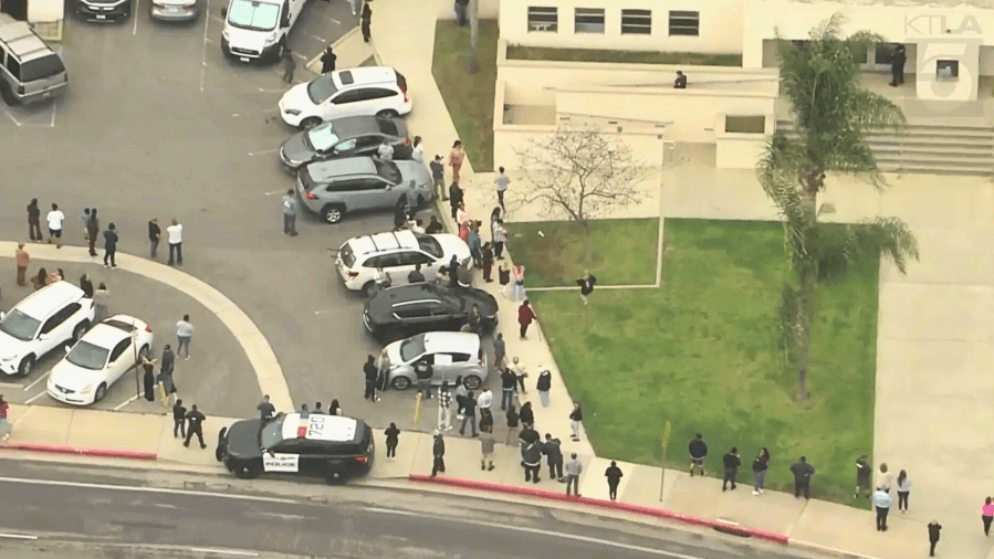 Teens admit to bomb threat that locked down Ventura High School