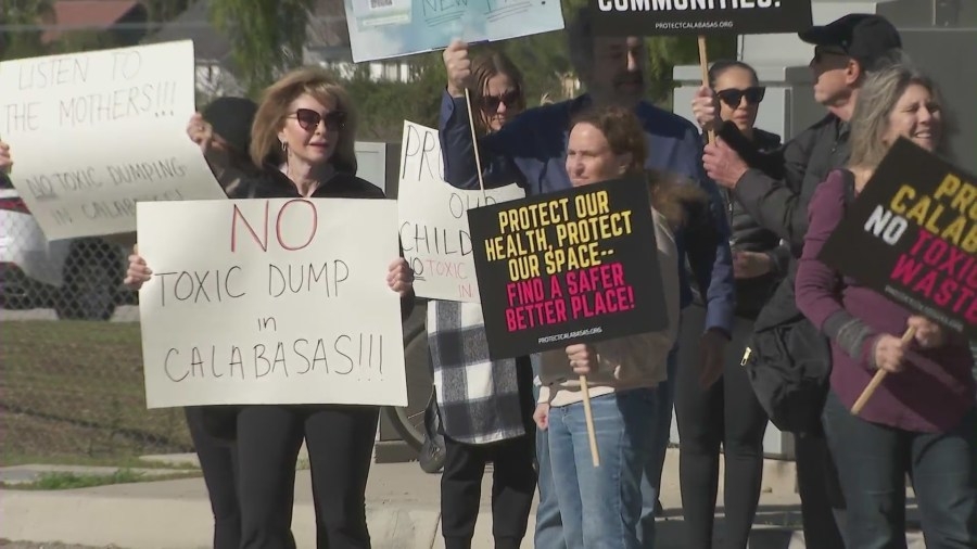 Neighbors protest plan to put wildfire debris in Calabasas Landfill