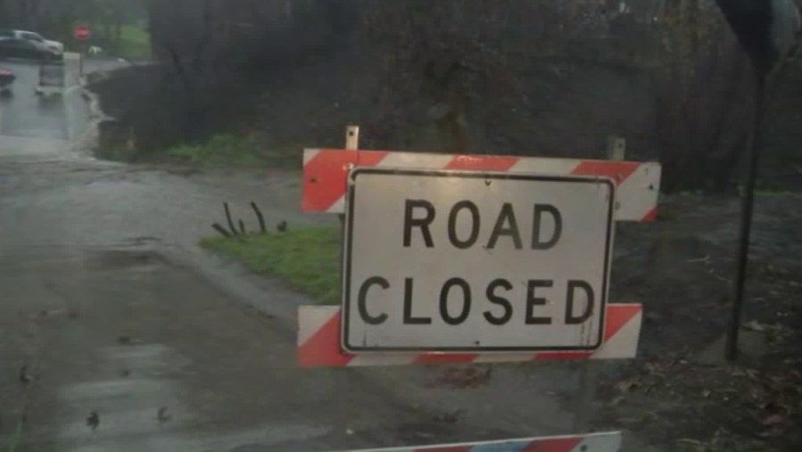 Heavy rain, mud and debris flows prompt road closures in Southern California