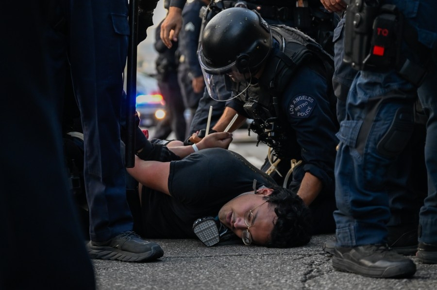 Federal crackdown on protests raises 1st Amendment concerns