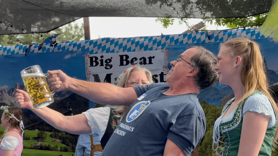 Two U.S. steinholding records set at Big Bear's Maifest