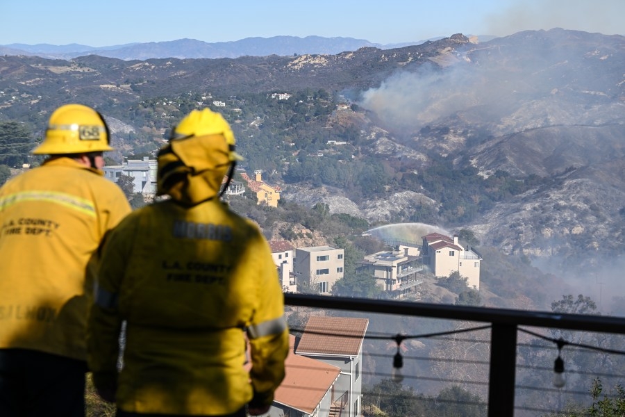 Topanga Canyon reopens to the public following Palisades Fire closure