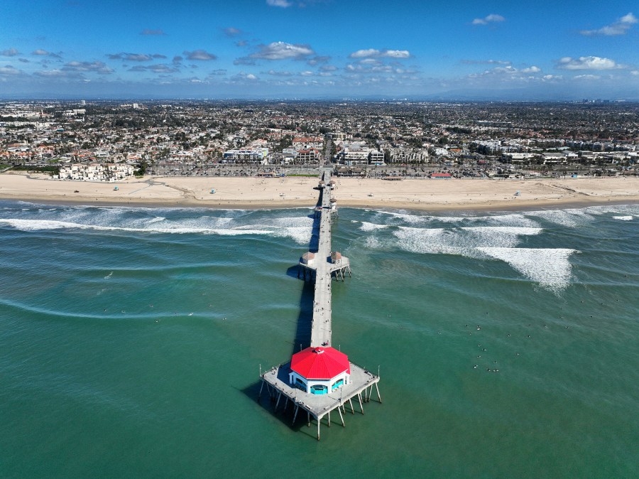 Feds say Huntington Beach is a sanctuary city; city officials call designation a ‘serious mistake'