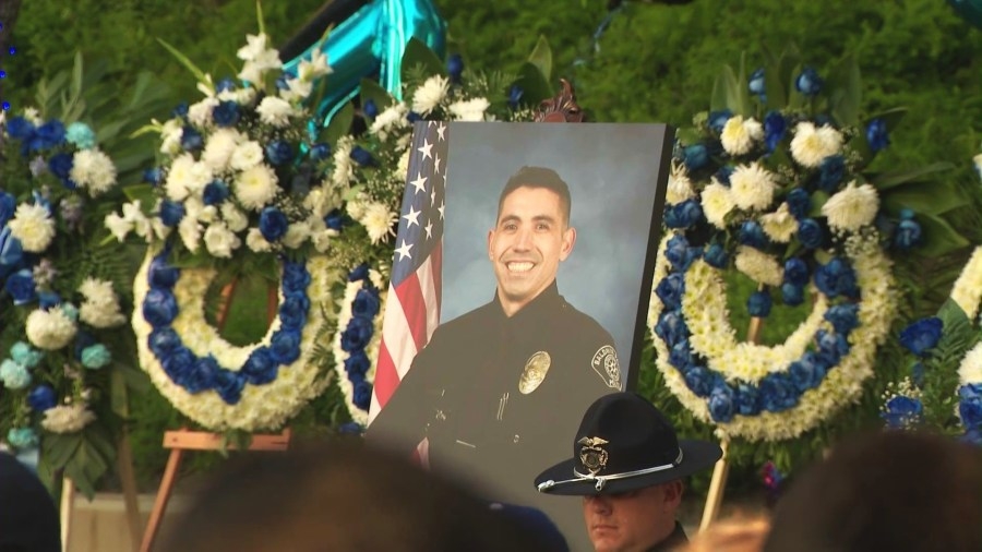 Loved ones honor officer killed in Baldwin Park shooting
