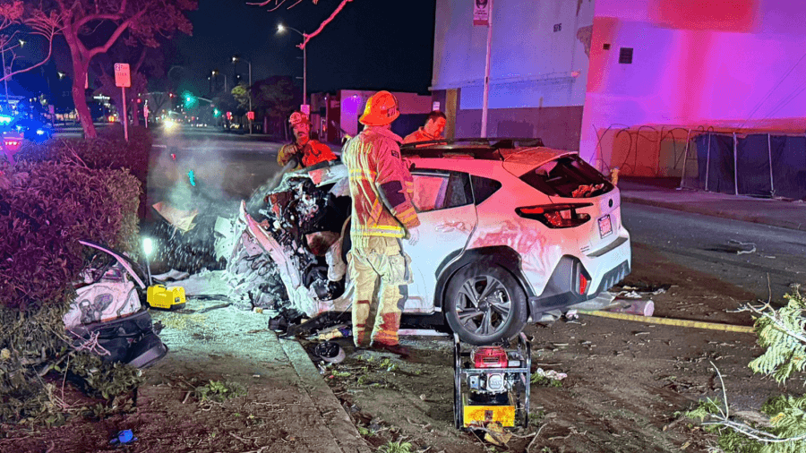 Car catches fire after slamming into tree in Fontana; 1 dead, 4 hurt