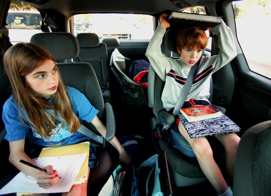 California bill would raise ages for booster seats, front seat passengers