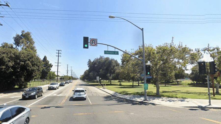 15-year-old boy sitting at bus stop killed in Long Beach crash