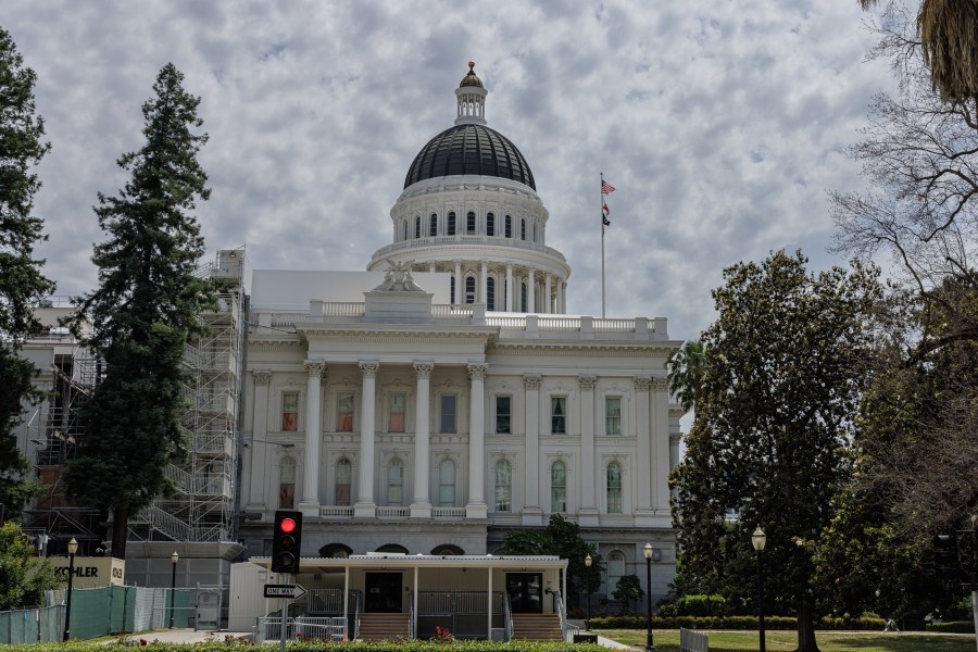 Dems reject Newsom's cuts to healthcare for undocumented immigrants