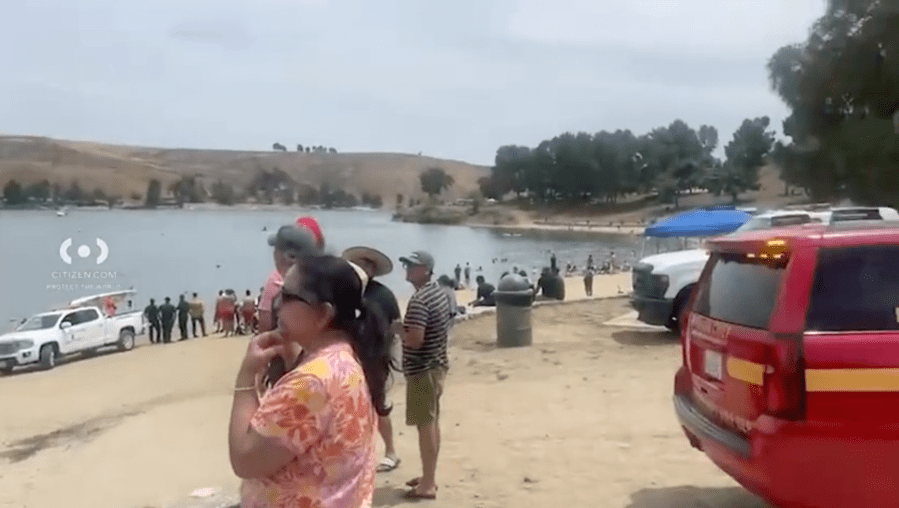 Search underway for man after kayak overturns on Castaic Lake