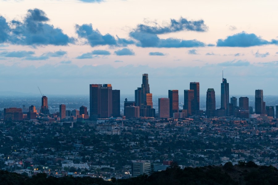 Wild weather: Southern California to see possible record highs ahead of weekend storm