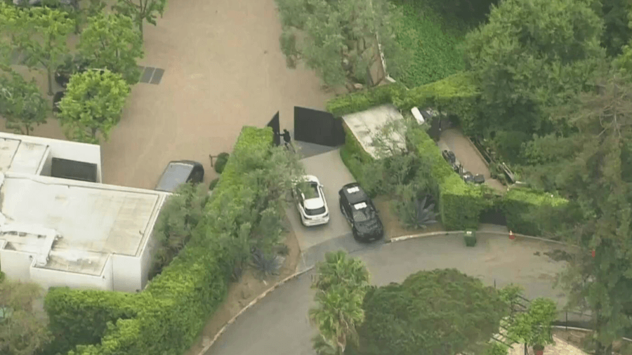 Man who crashed into gate at Jennifer Aniston's home identified