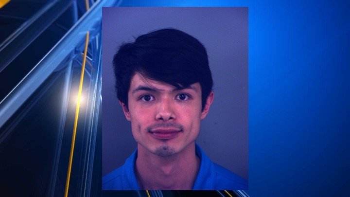 El Paso Police: Man arrested in motorcycle crash that killed his passenger