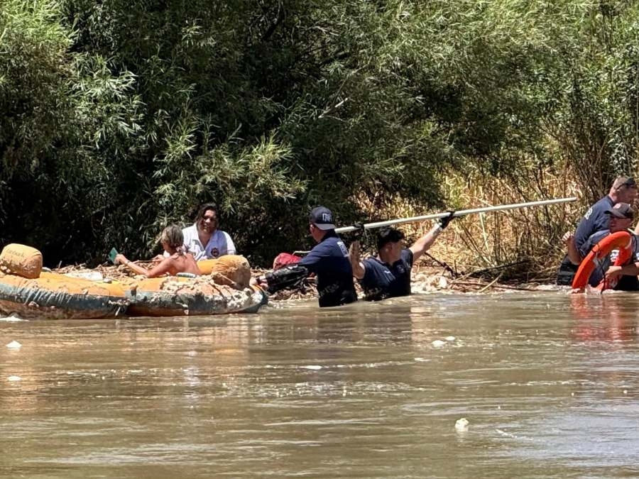 3 people rescued from Rio Grande in Doña Ana County