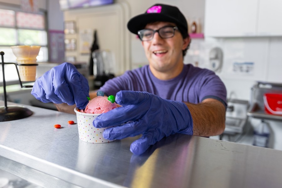 El Paso ice cream shop opens new location in Texas State Capitol