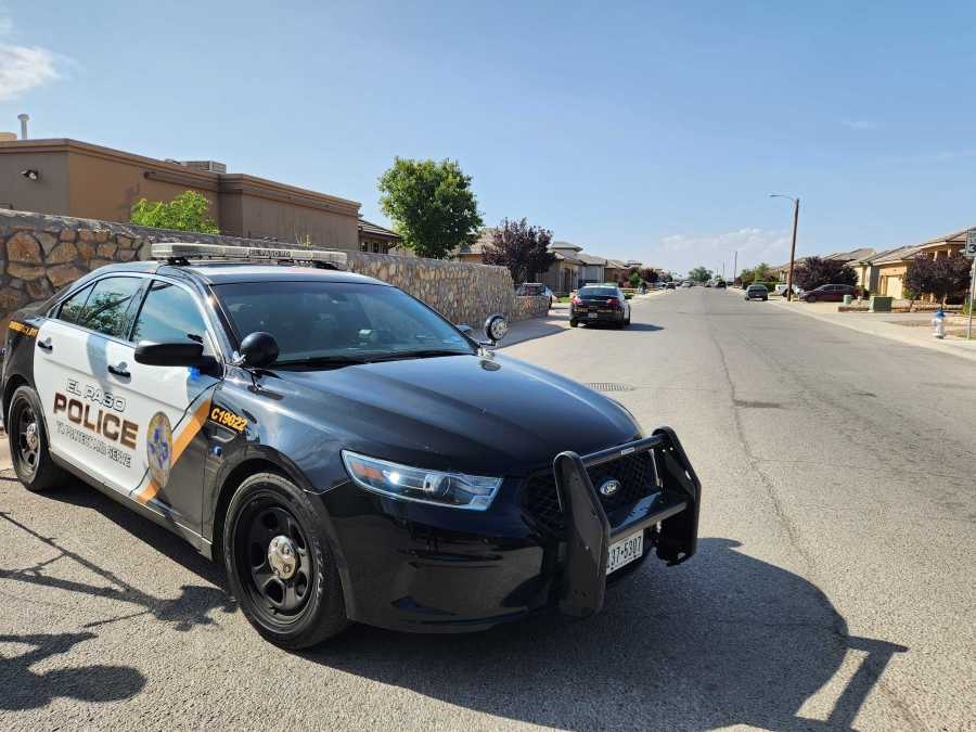 Officer apparently hurt in shooting in El Paso's Upper Valley