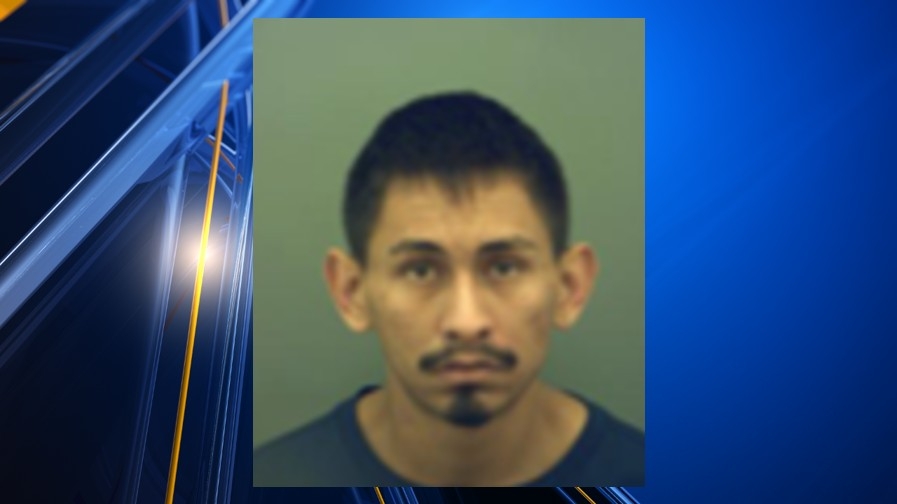 FBI offers reward for info on man allegedly involved in robbery in Las Cruces