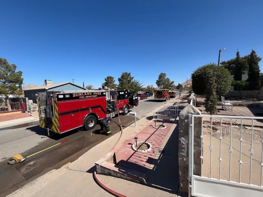 Sunland Park Fire quickly knocks down structure fire