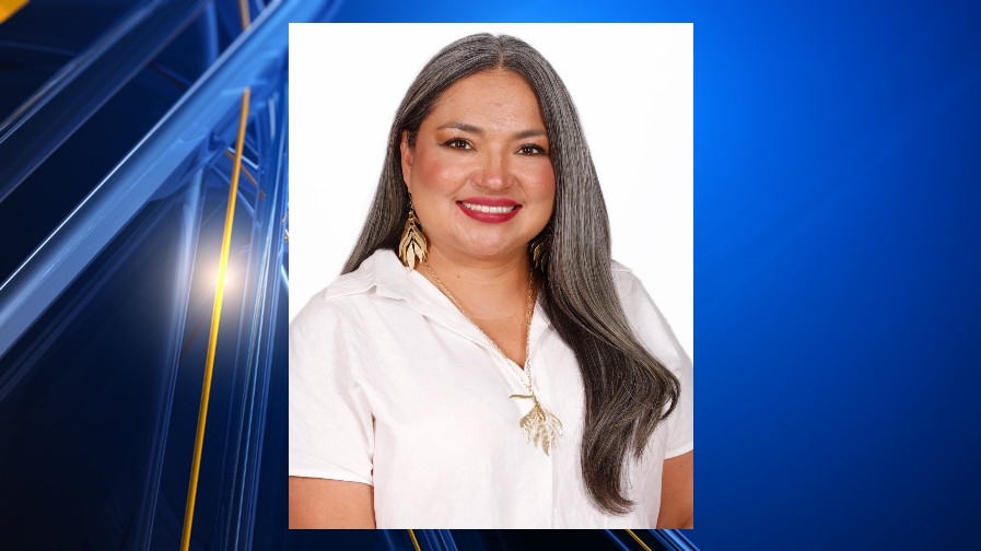 Douglass ES principal recognized as 2025 Region 19 TEPSAN of year