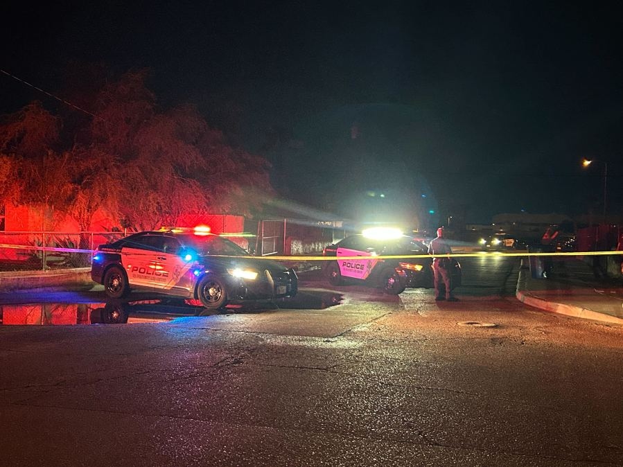 UPDATE: 4 in custody after shooting that left 1 dead, 2 injured, police say