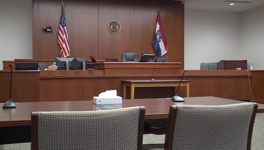 Man shot by St. Louis County officer appears in court