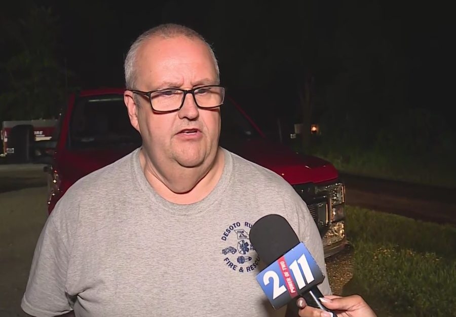 Tornado damages reported near De Soto, but no injuries: Officials