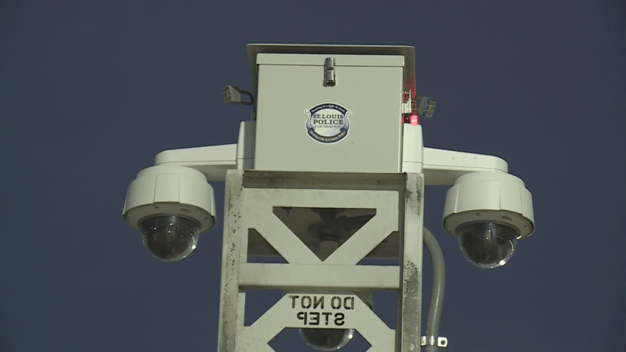 Man appears in court for vandalizing police camera during Mardi Gras