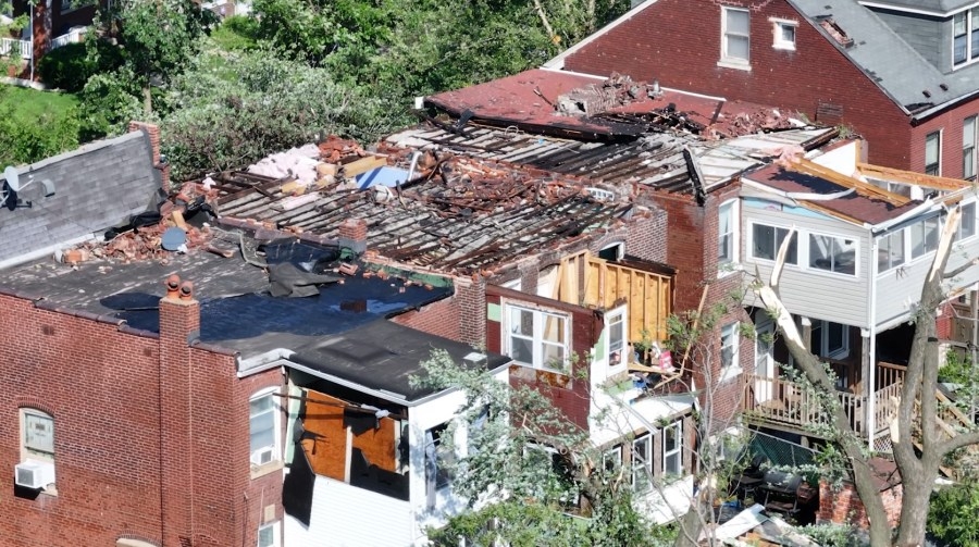Do St. Louis renters still owe rent on tornado-damaged homes?