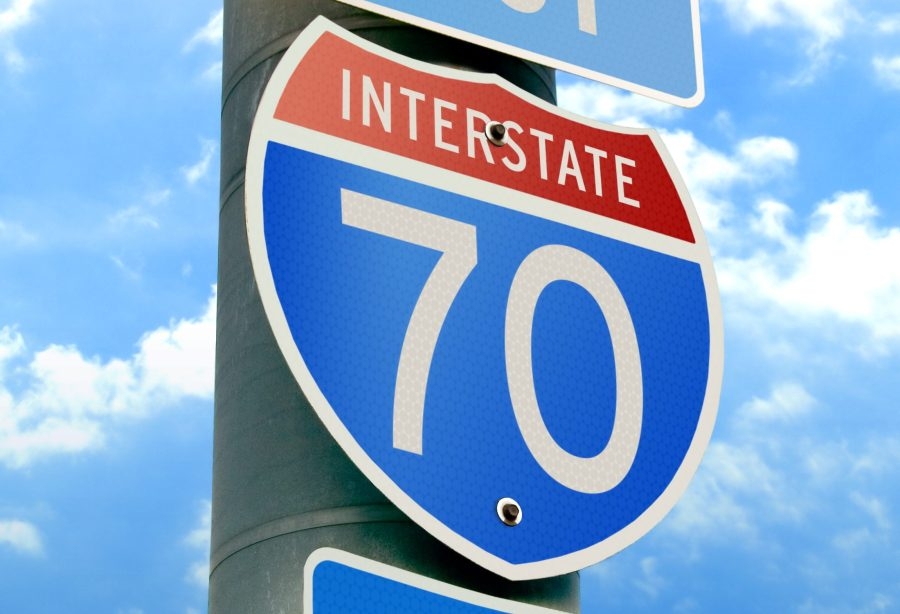 One dead after pedestrian crash on I-70 in St. Louis