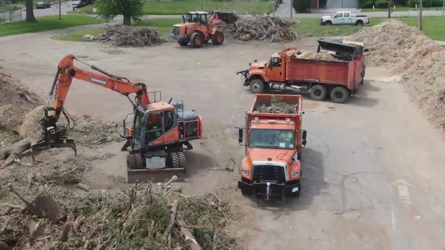 Contractors join forces to tackle tornado debris