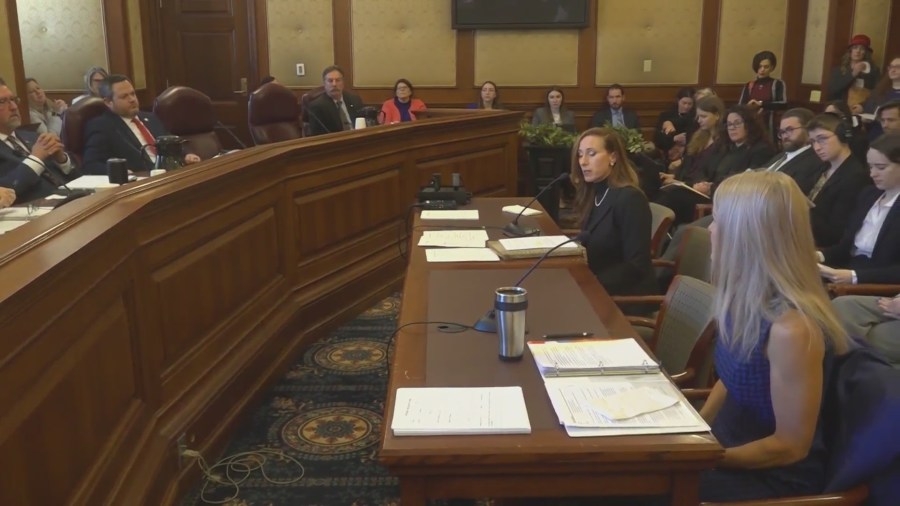 Bipartisan legislation hopes to ban child marriage in Missouri