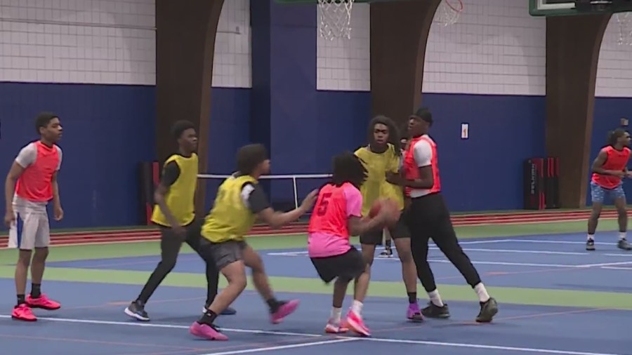 Dellwood Mayor launches Midnight Madness basketball