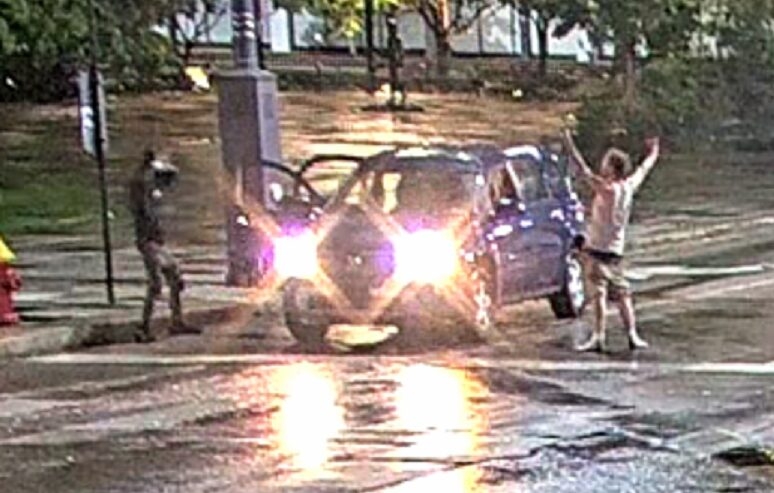 WANTED: Four suspects accused of slashing St. Louis police car tires